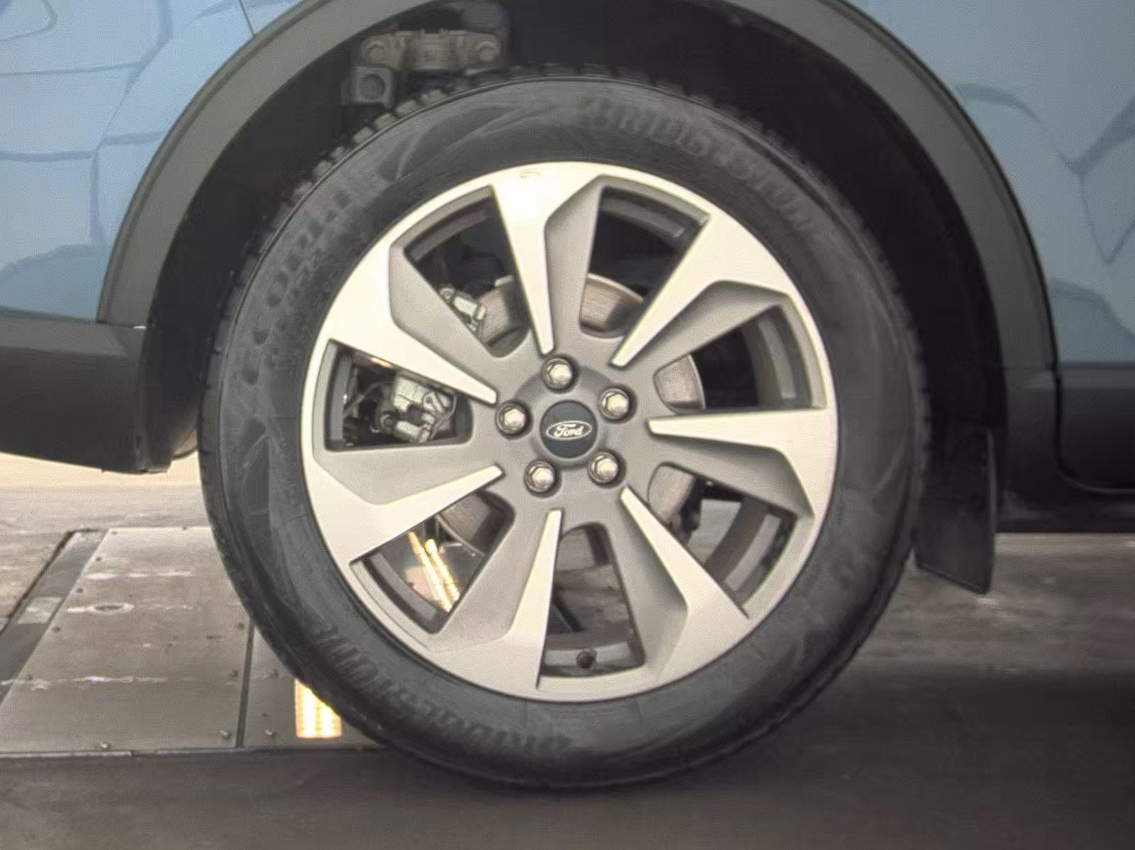 2025 Ford Escape Hybrid Platinum FWD