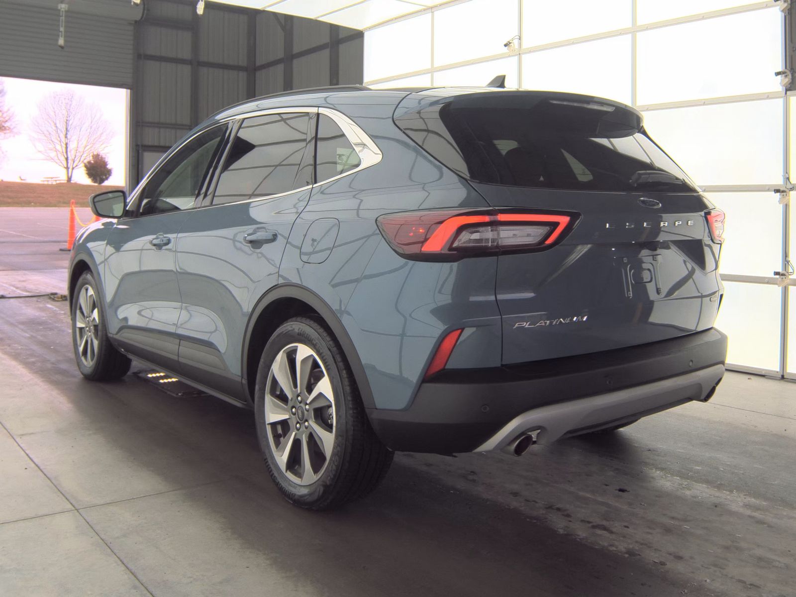 2025 Ford Escape Hybrid Platinum FWD