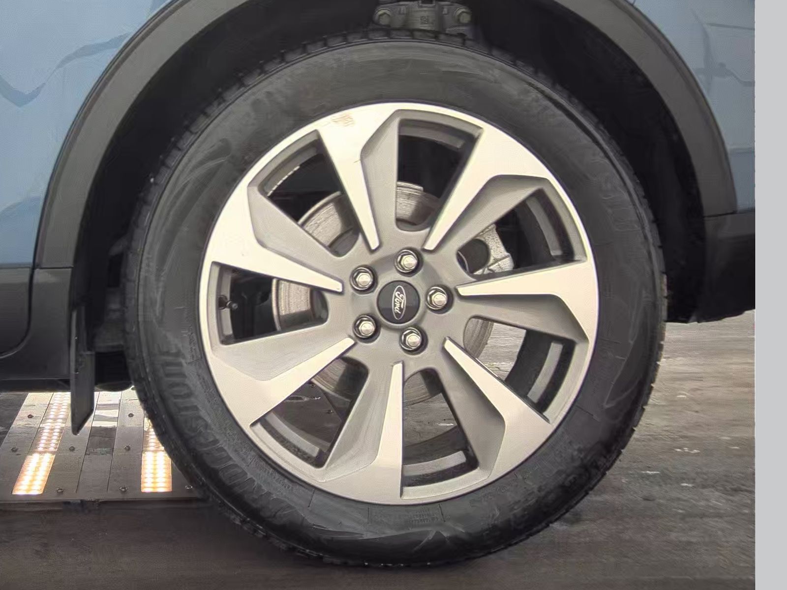 2025 Ford Escape Hybrid Platinum FWD