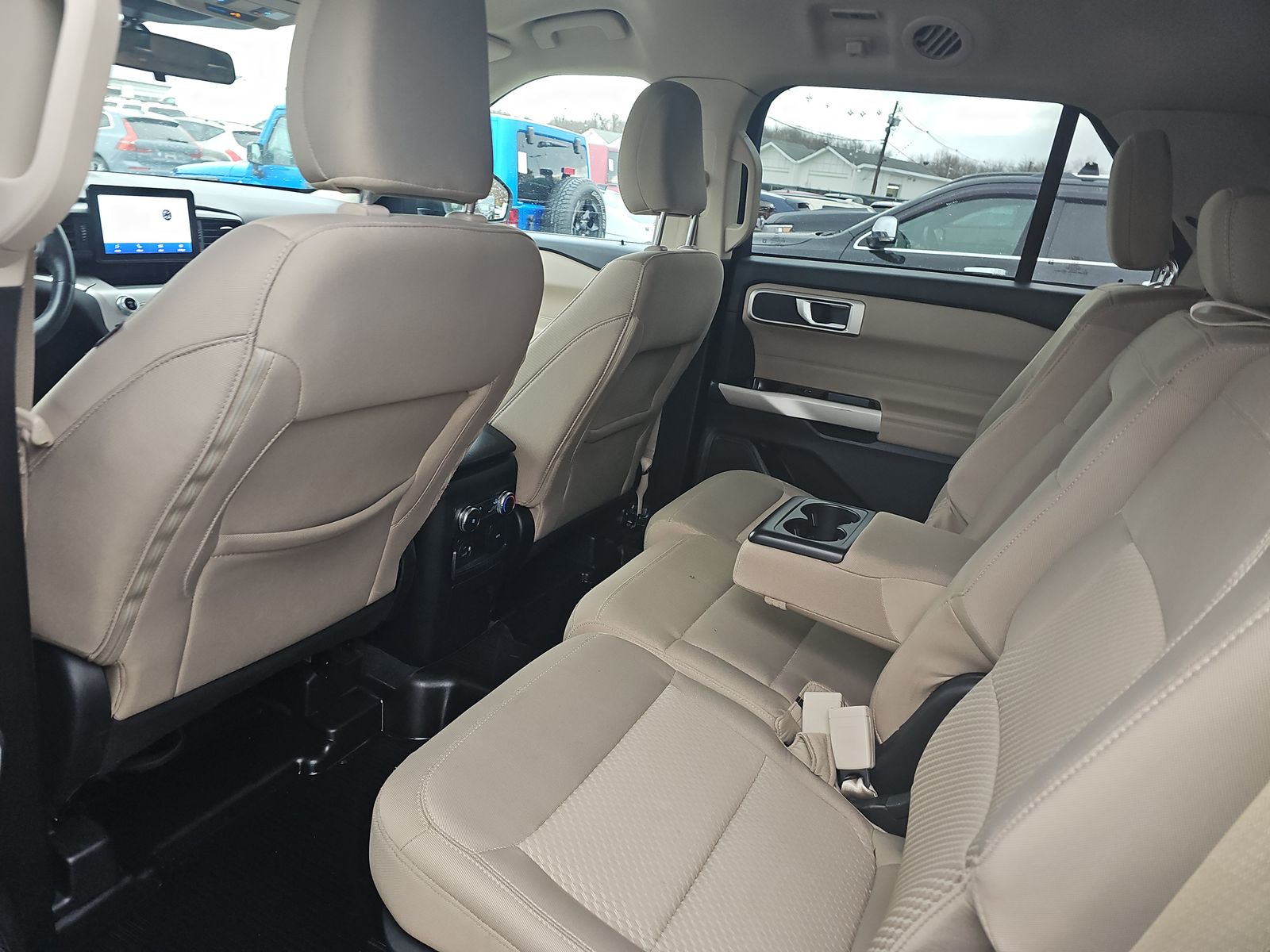 2022 Ford Explorer XLT AWD