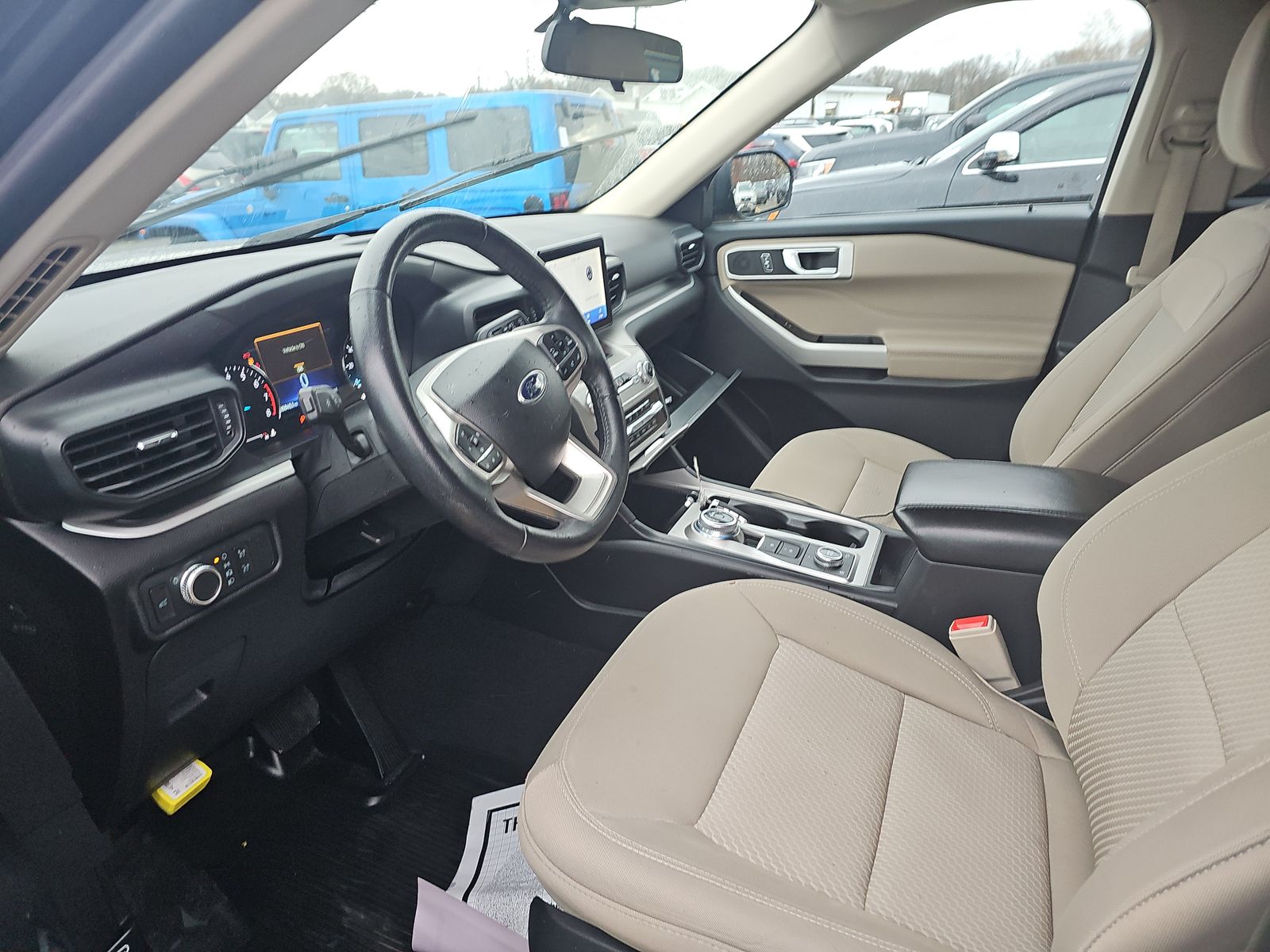 2022 Ford Explorer XLT AWD