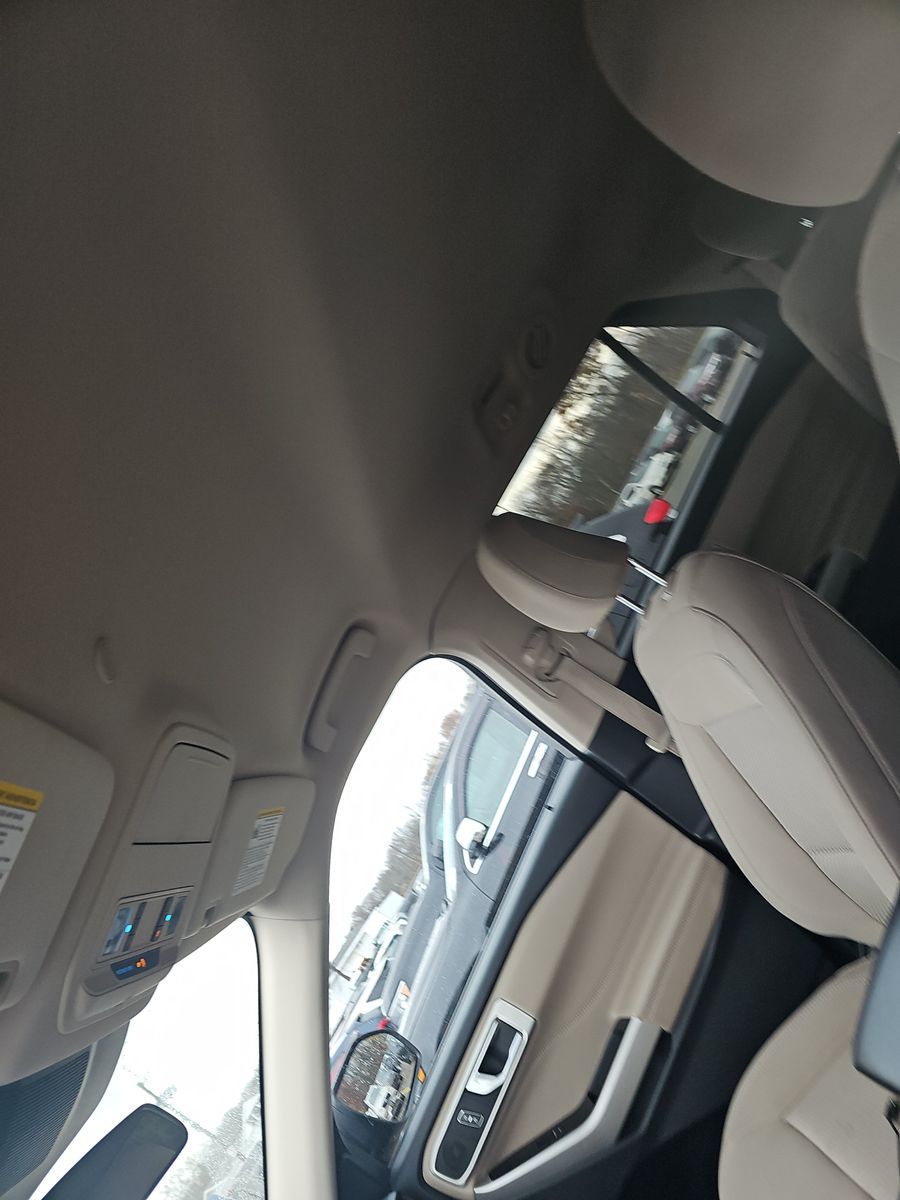 2022 Ford Explorer XLT AWD