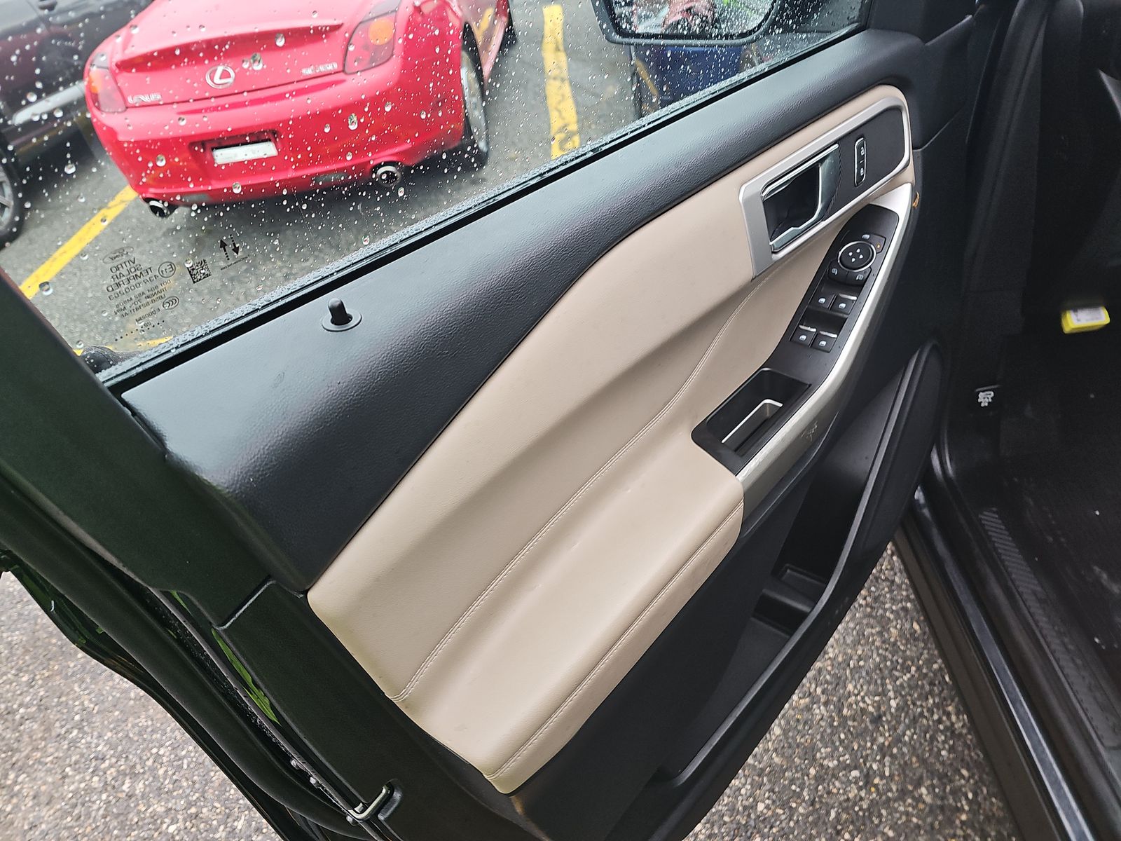 2022 Ford Explorer XLT AWD