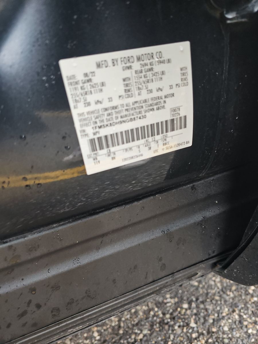 2022 Ford Explorer XLT AWD