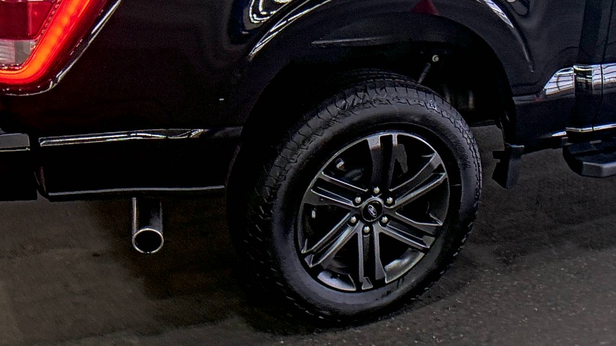 2022 Ford F-150 Hybrid Lariat AWD