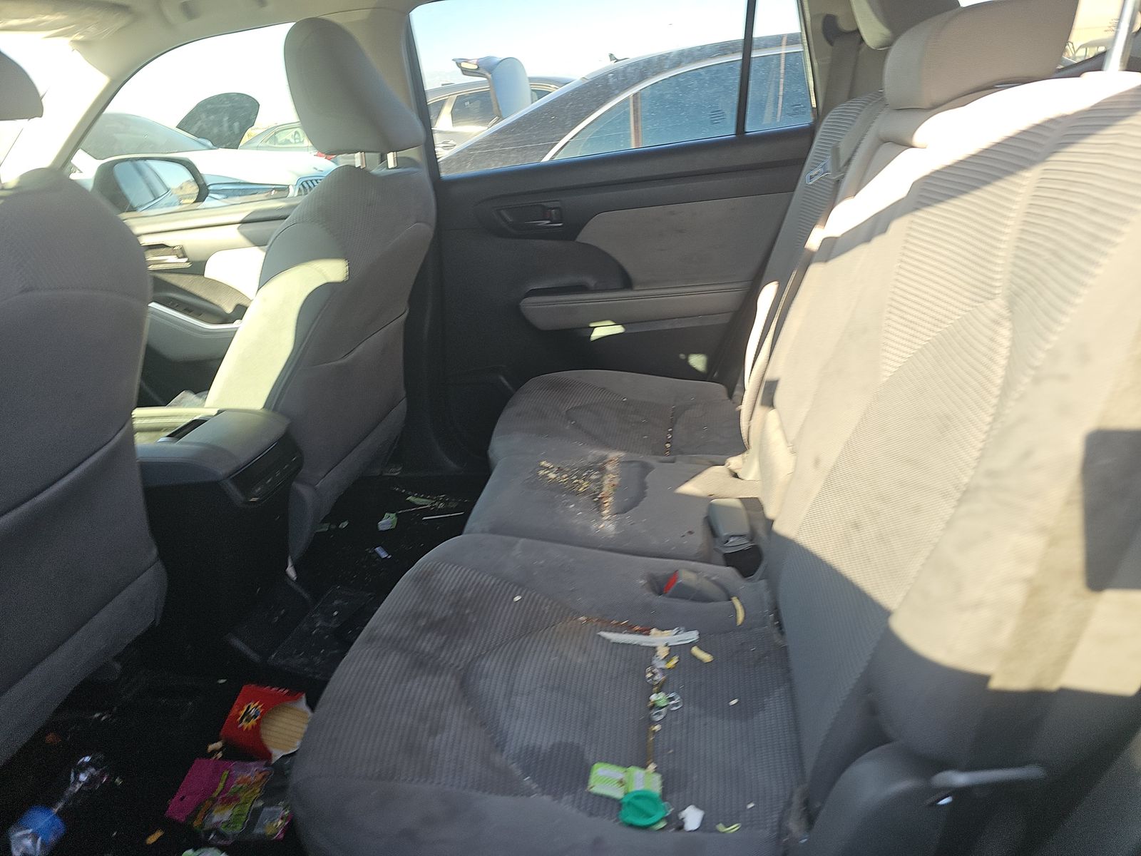 2023 Toyota Highlander L FWD