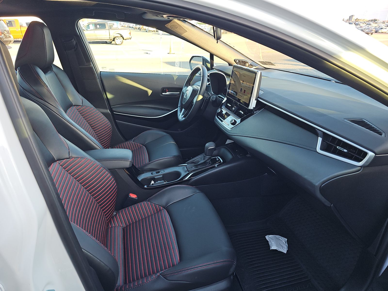 2025 Toyota Corolla XSE FWD