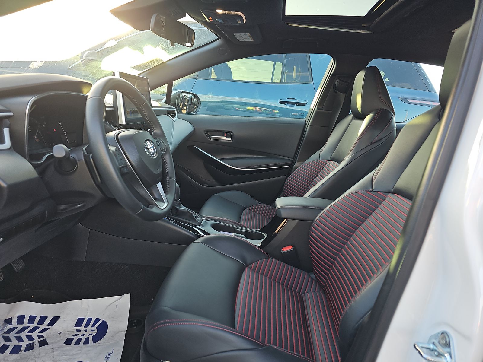 2025 Toyota Corolla XSE FWD