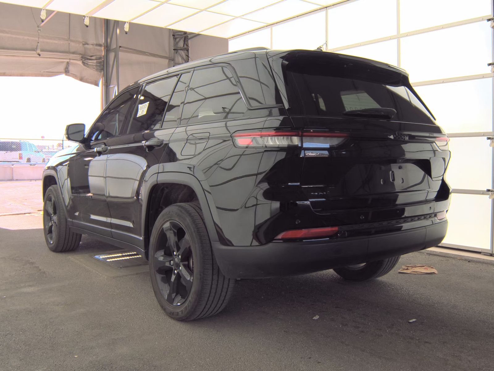2022 Jeep Grand Cherokee Altitude AWD