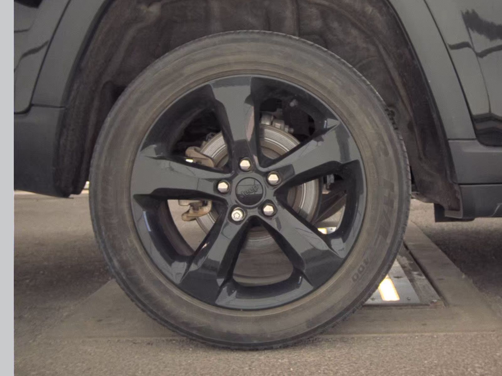 2022 Jeep Grand Cherokee Altitude AWD