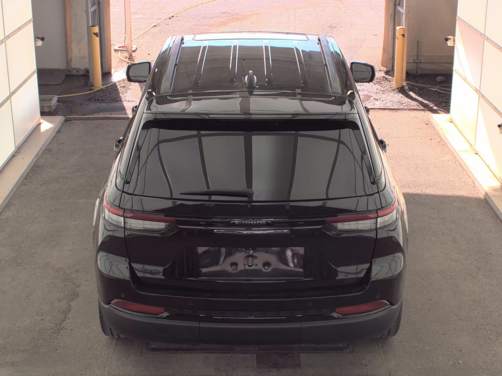 2022 Jeep Grand Cherokee Altitude AWD