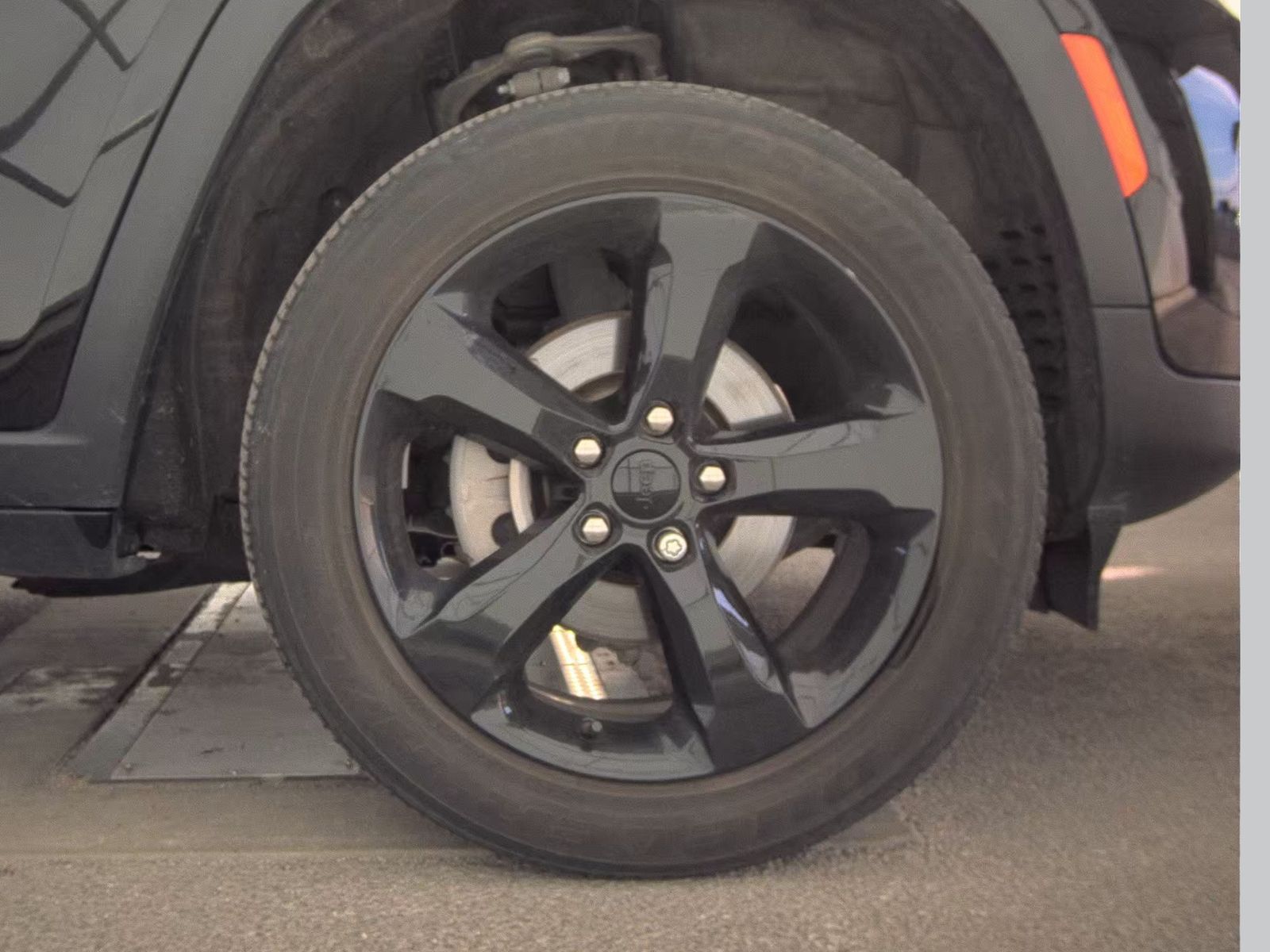 2022 Jeep Grand Cherokee Altitude AWD