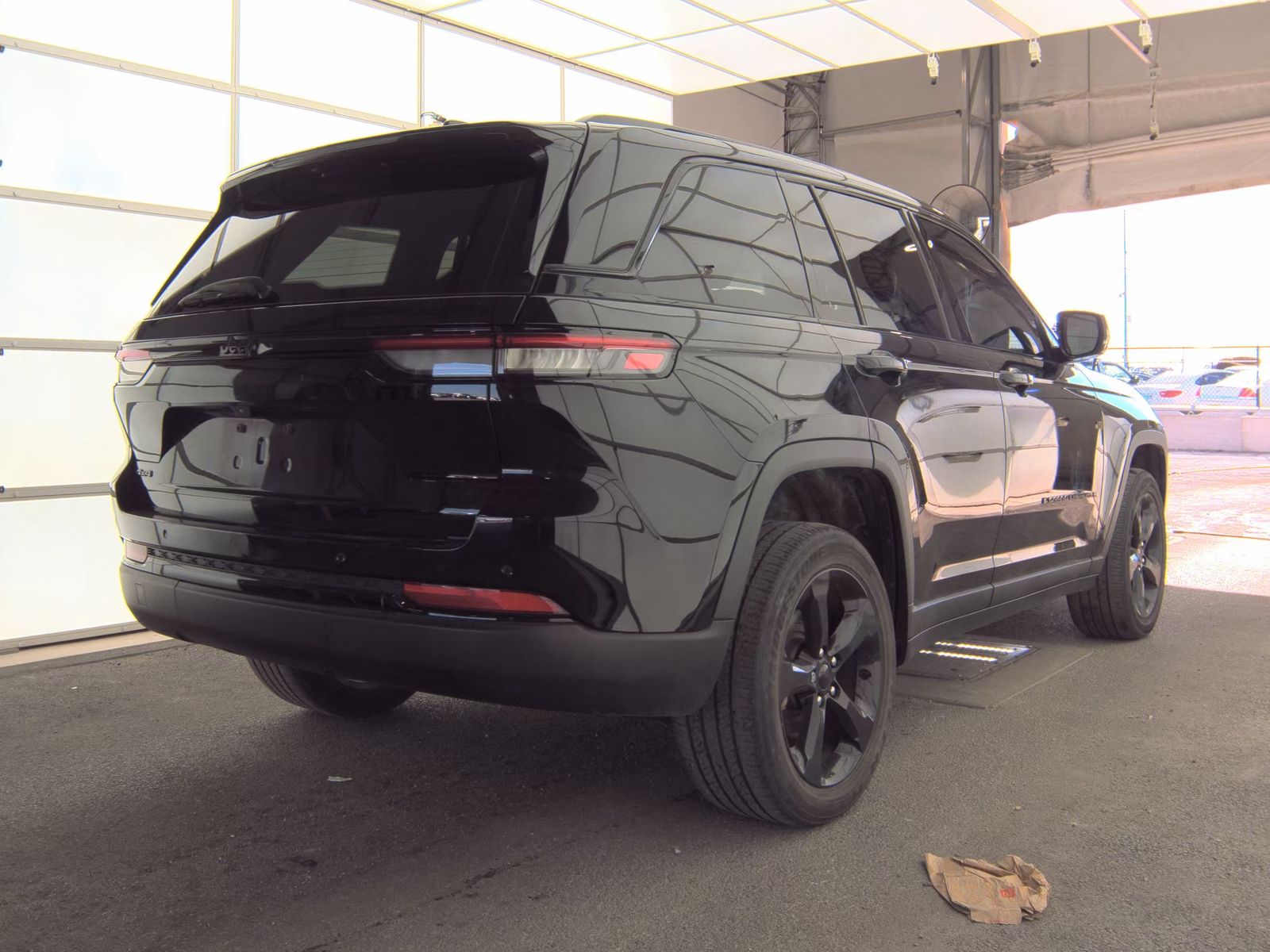 2022 Jeep Grand Cherokee Altitude AWD