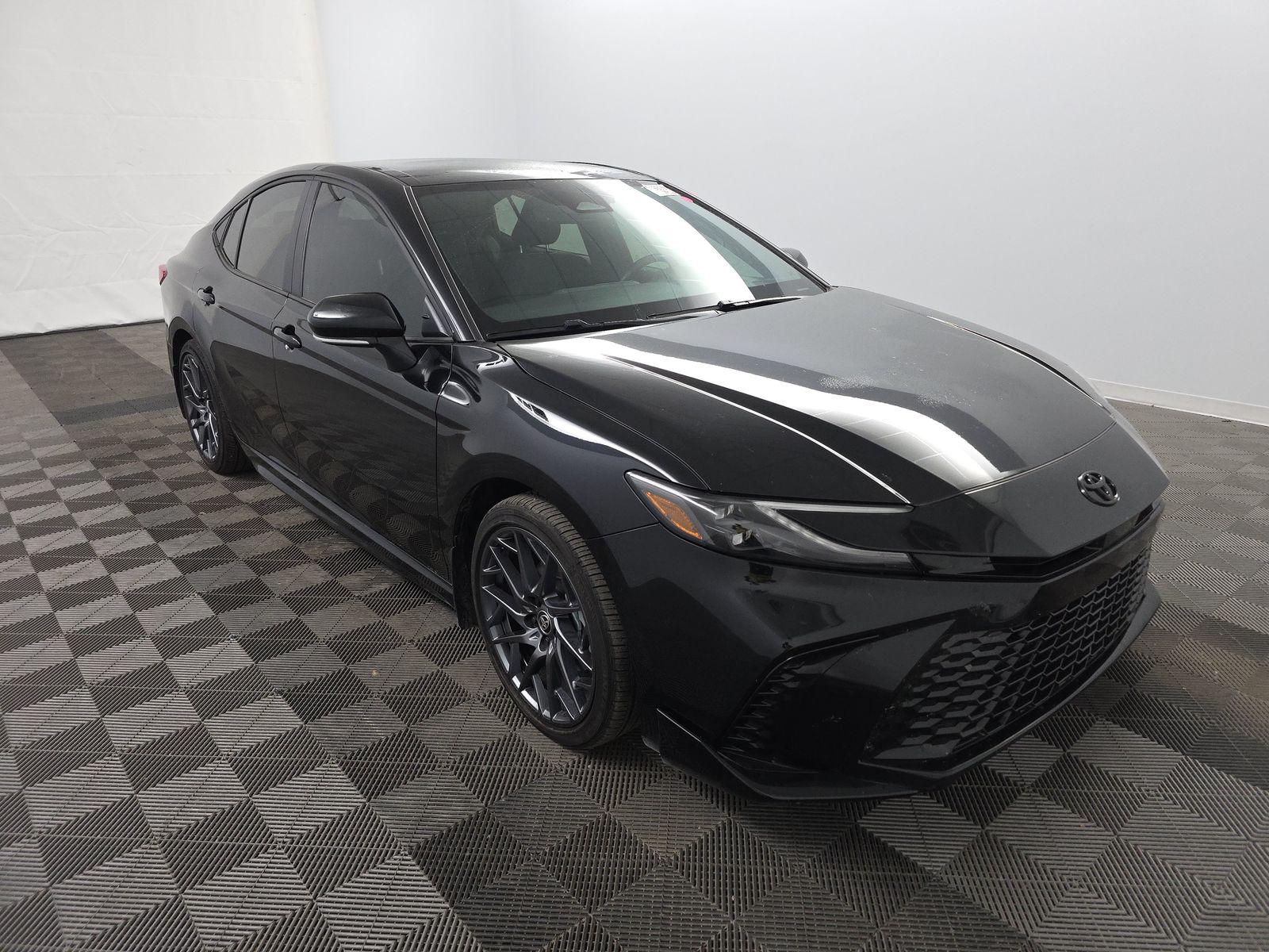 2025 Toyota Camry XSE FWD