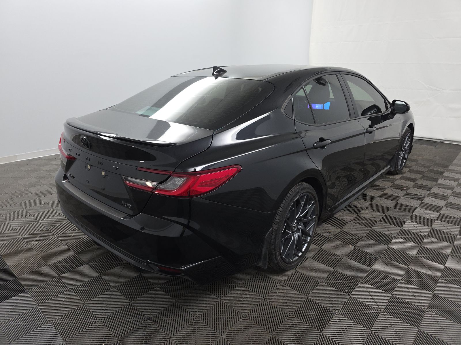 2025 Toyota Camry XSE FWD