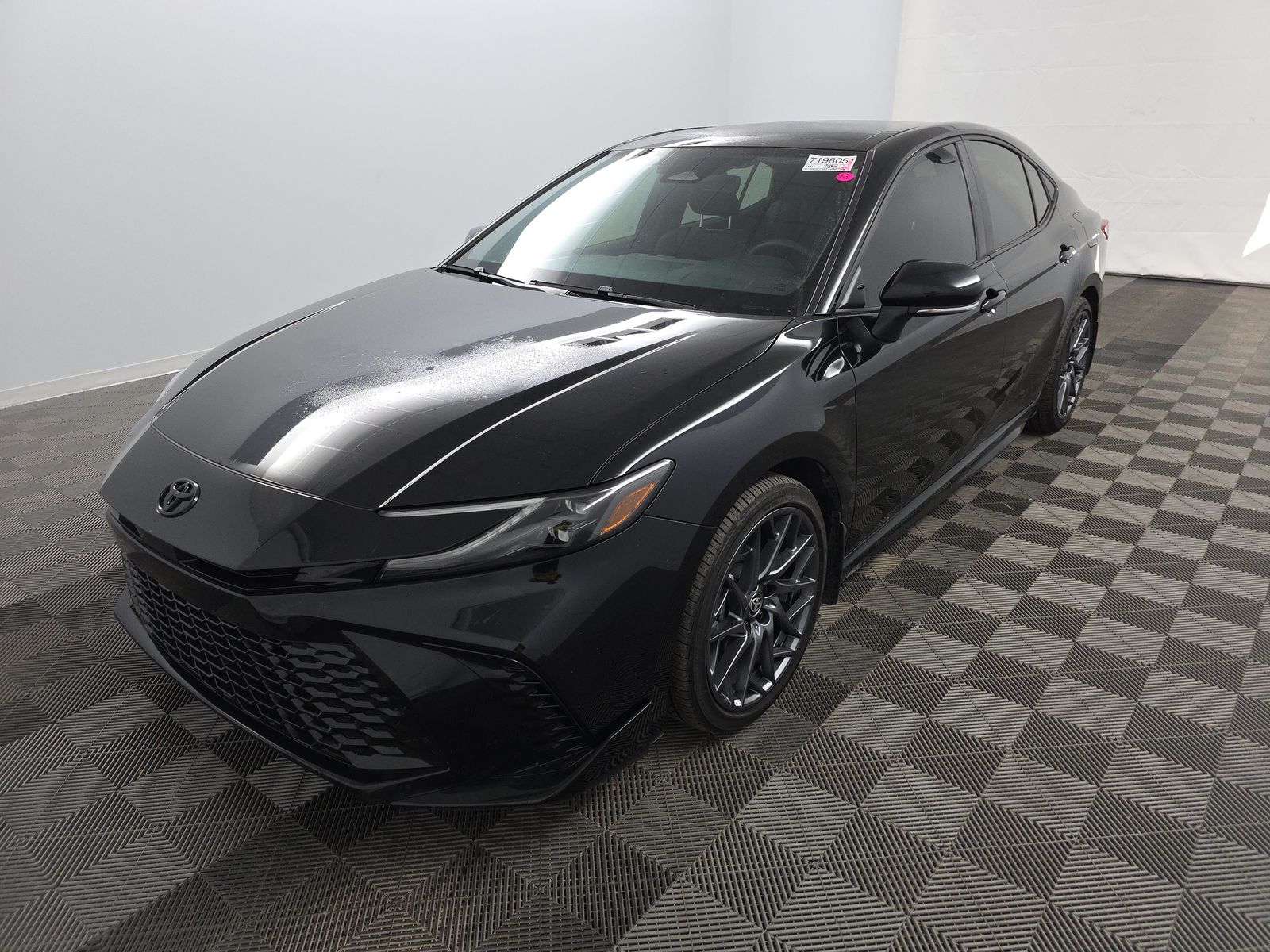 2025 Toyota Camry XSE FWD