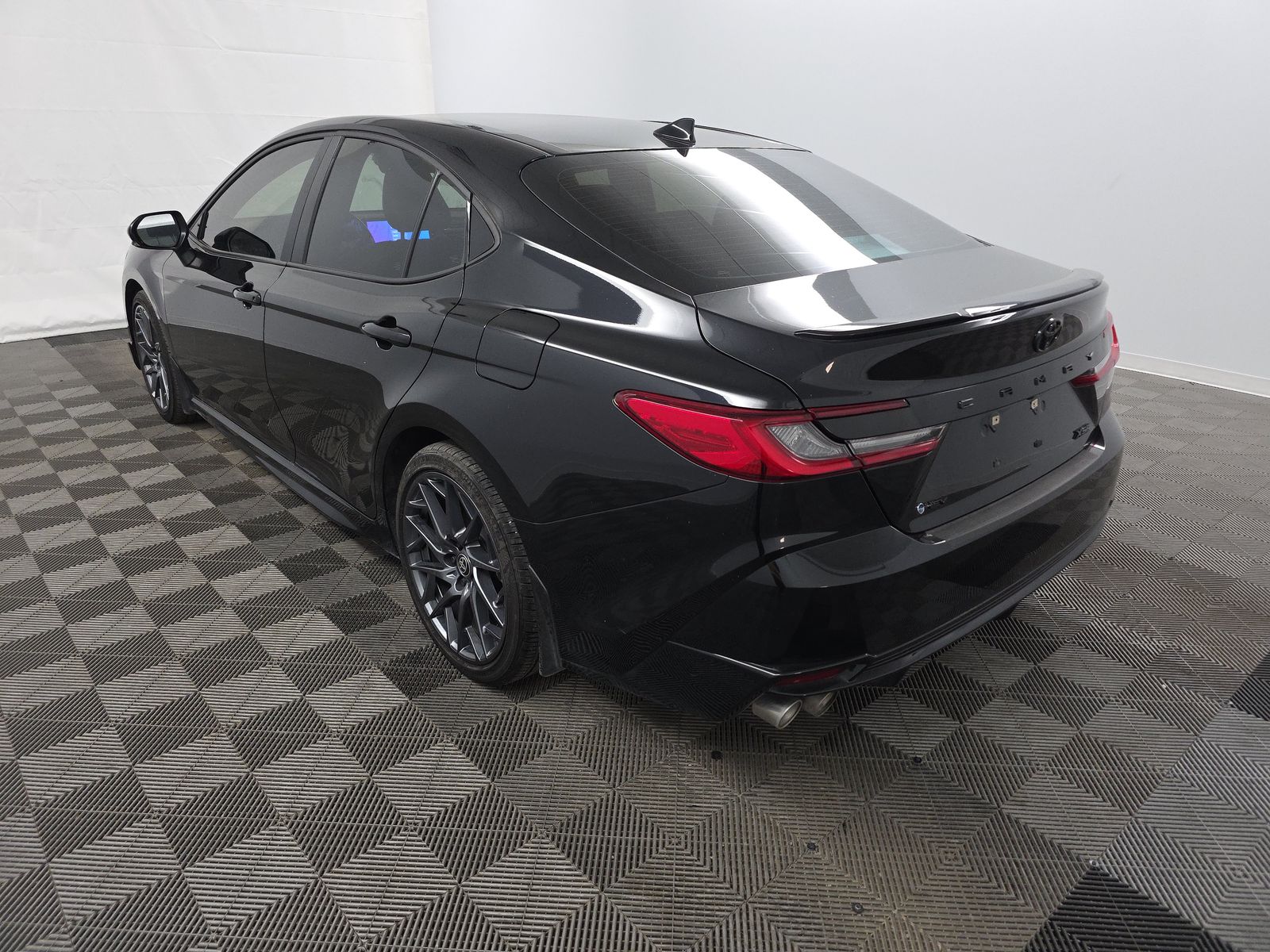 2025 Toyota Camry XSE FWD