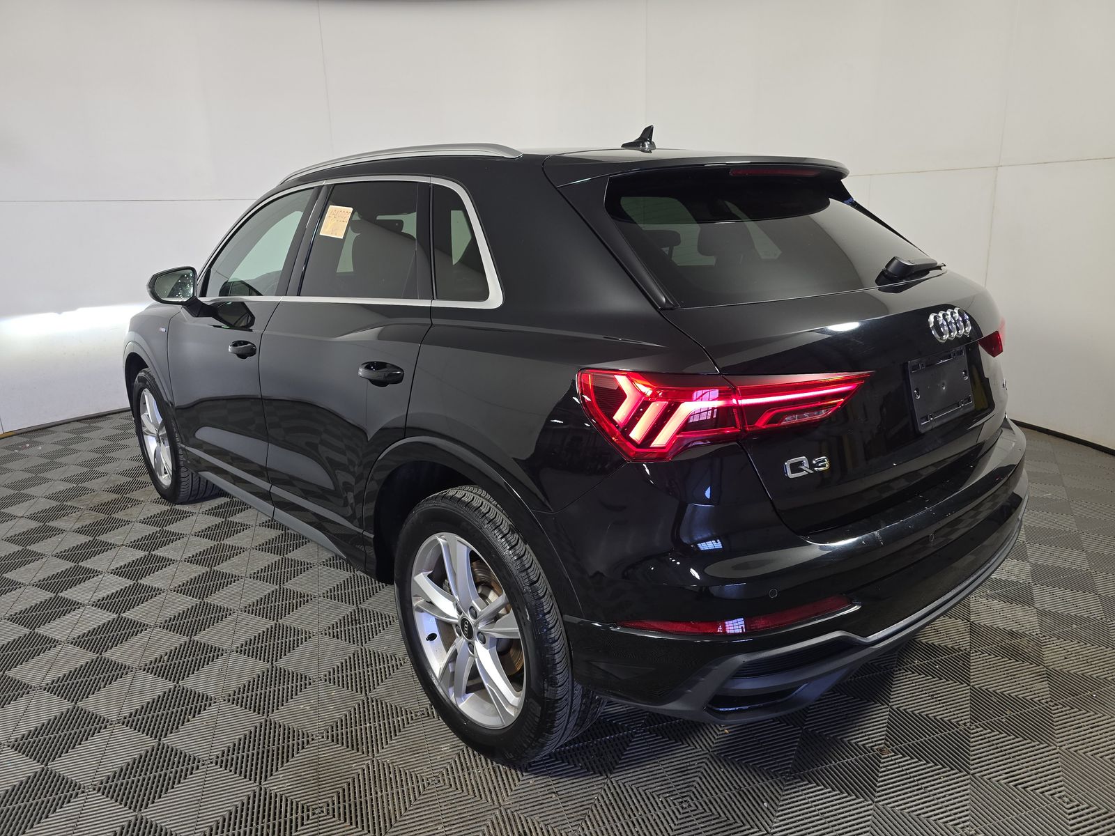 2024 Audi Q3 S line Premium AWD