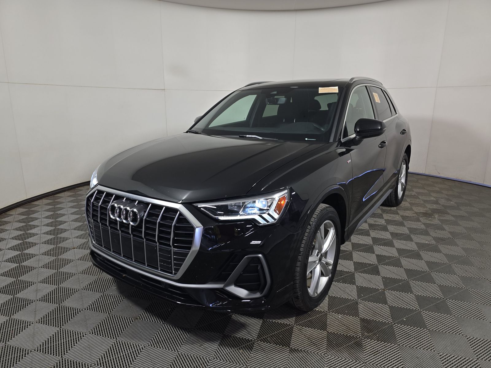 2024 Audi Q3 S line Premium AWD