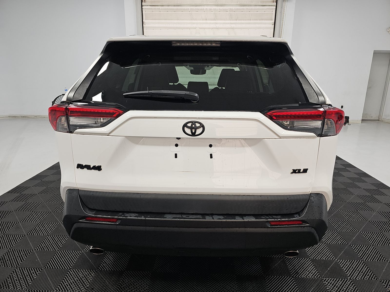 2020 Toyota RAV4 XLE Premium FWD