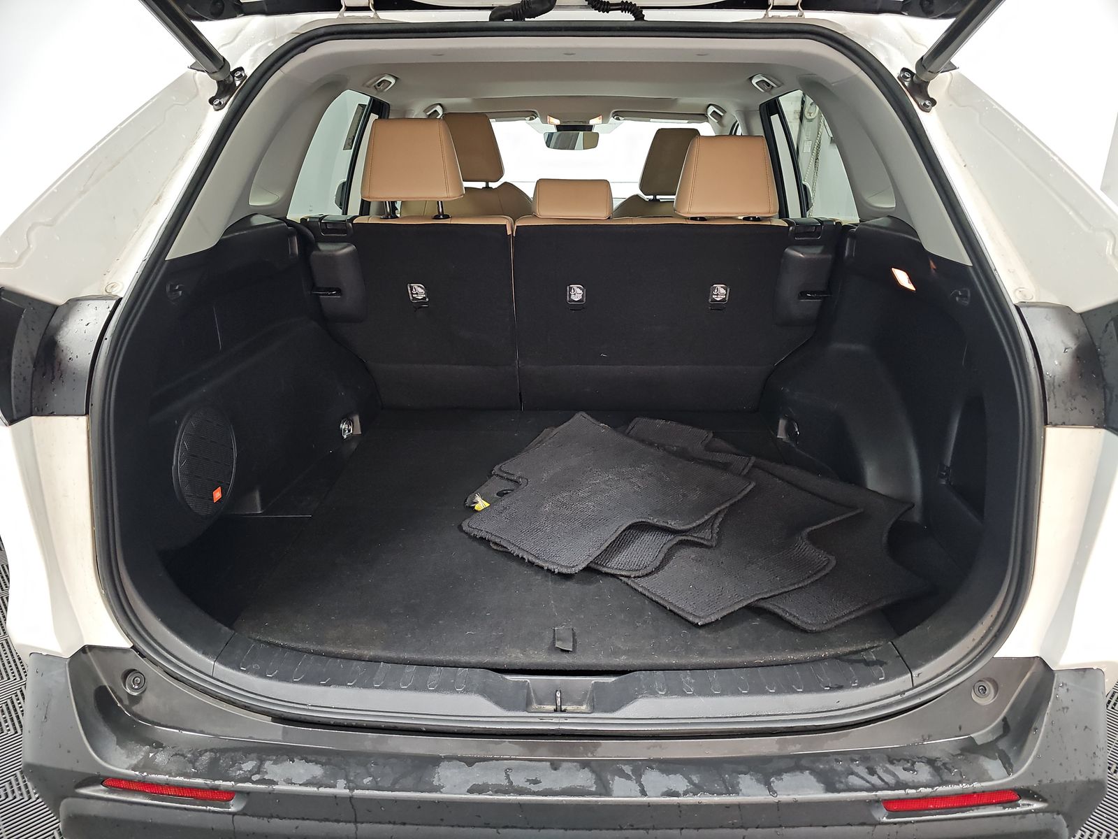 2020 Toyota RAV4 XLE Premium FWD