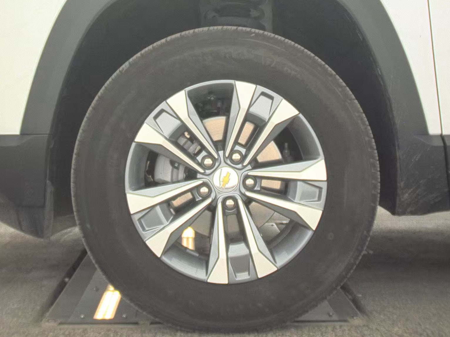 2025 Chevrolet Equinox LT FWD