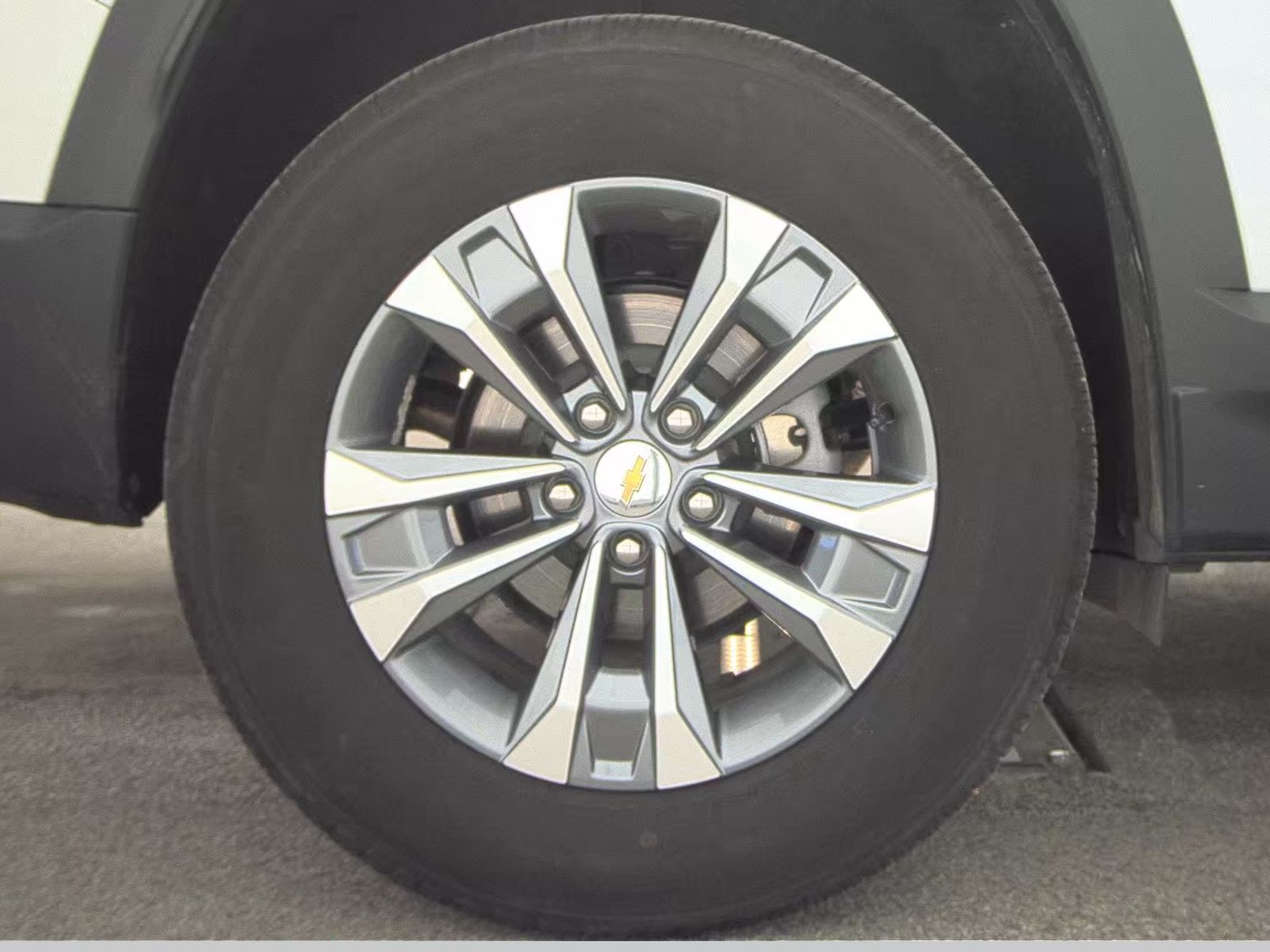 2025 Chevrolet Equinox LT FWD