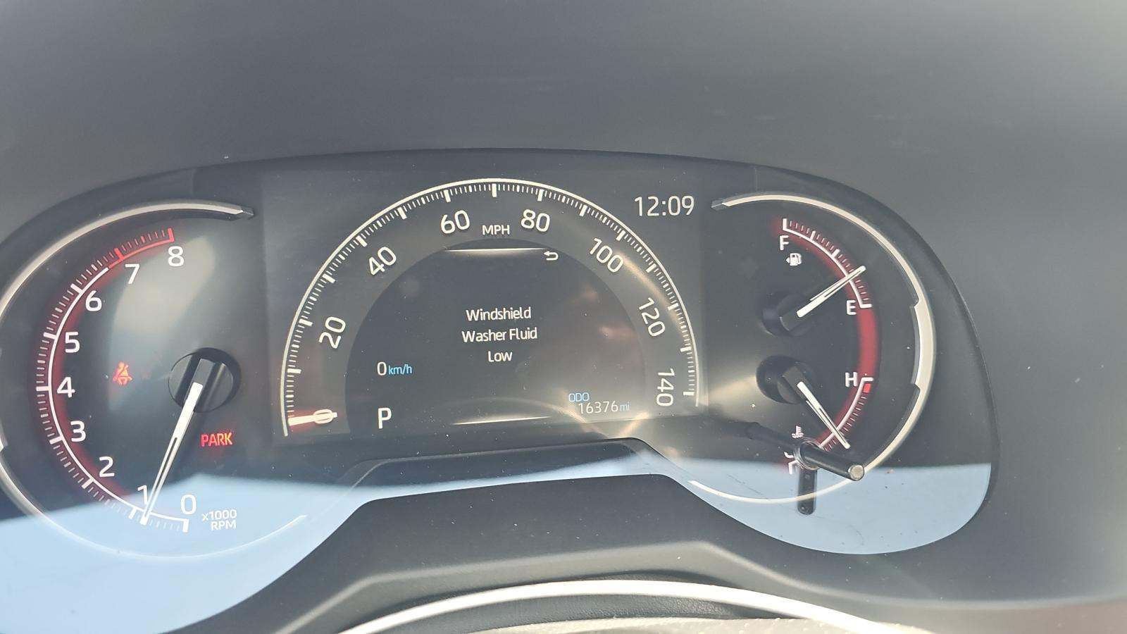 2025 Toyota RAV4 LE AWD