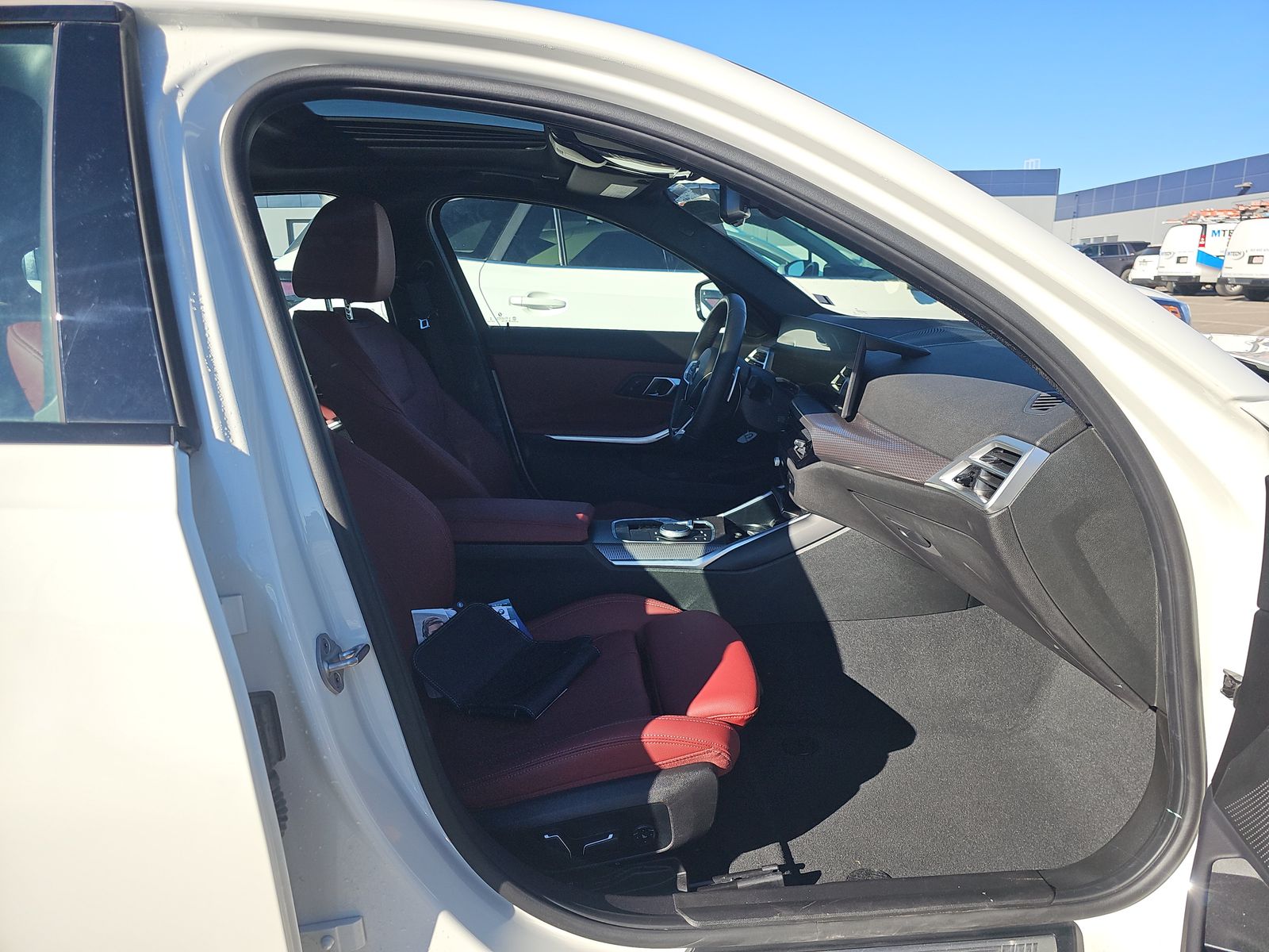 2025 BMW 3 Series 330i xDrive AWD