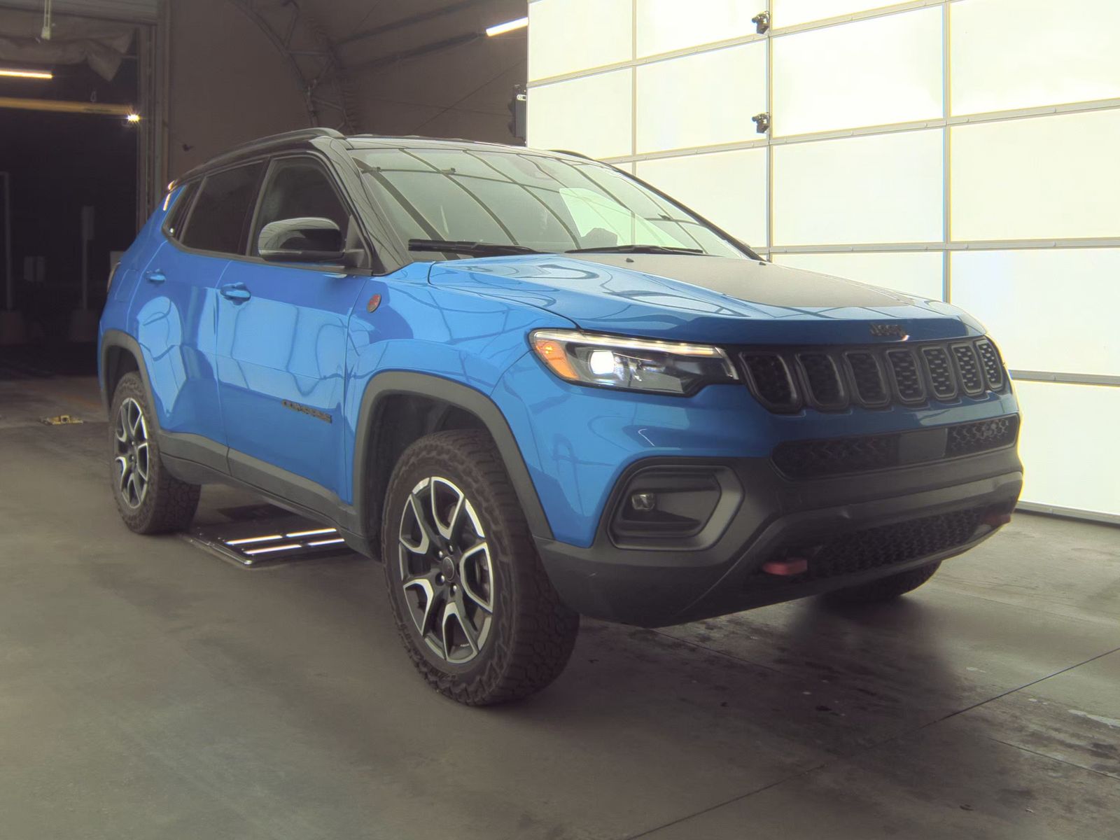 2025 Jeep Compass Trailhawk AWD