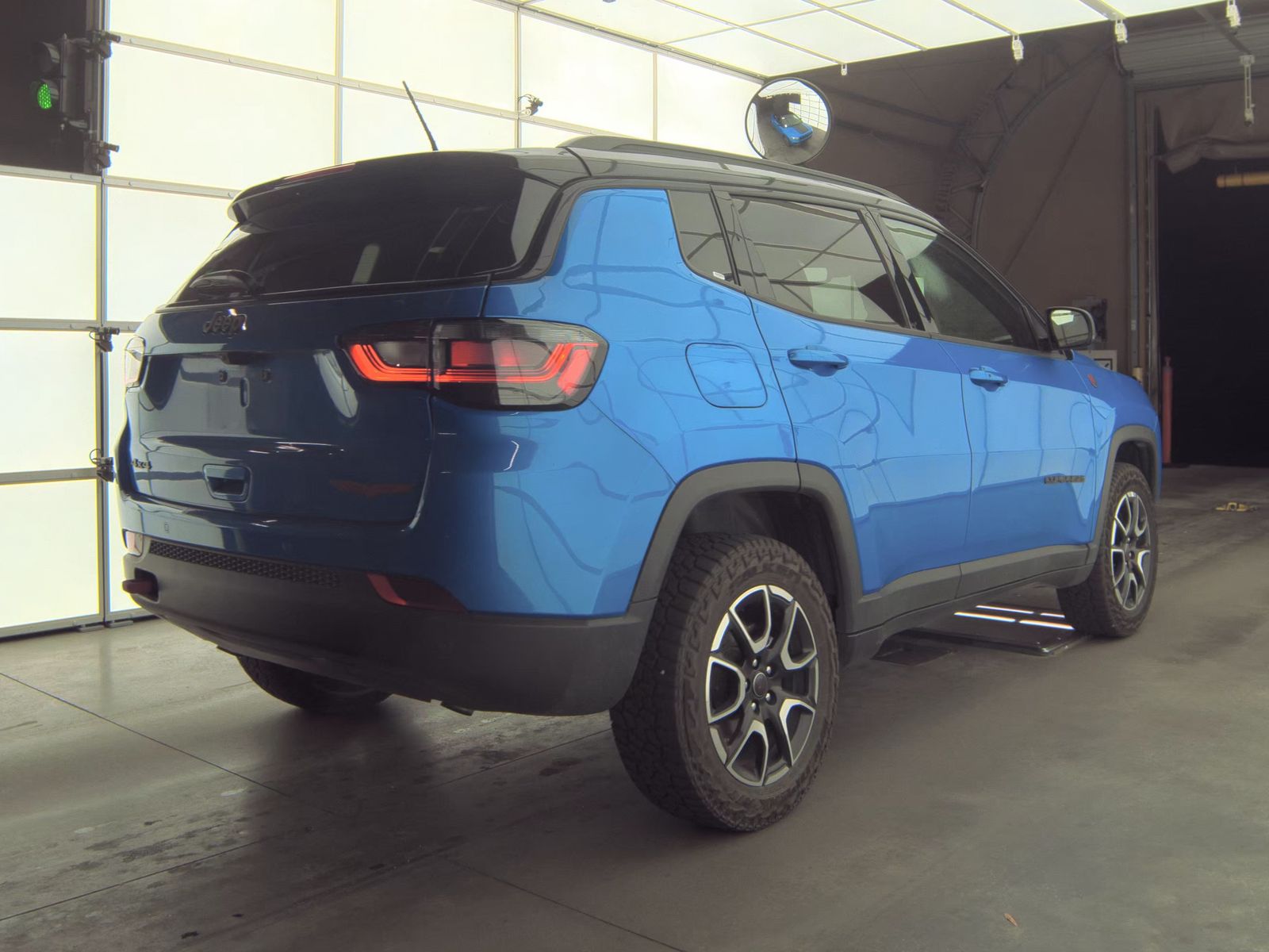 2025 Jeep Compass Trailhawk AWD