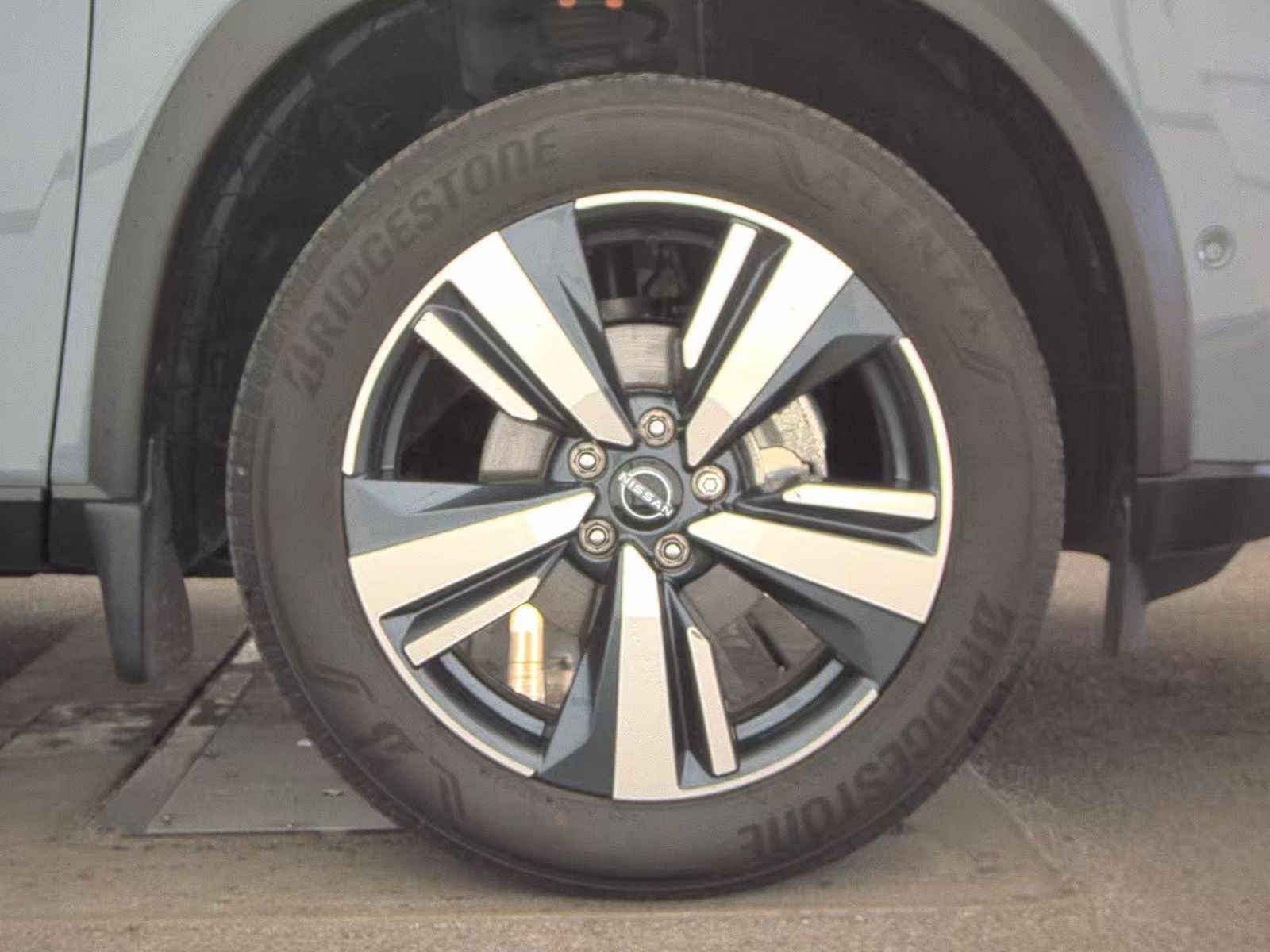 2023 Nissan Rogue Platinum AWD