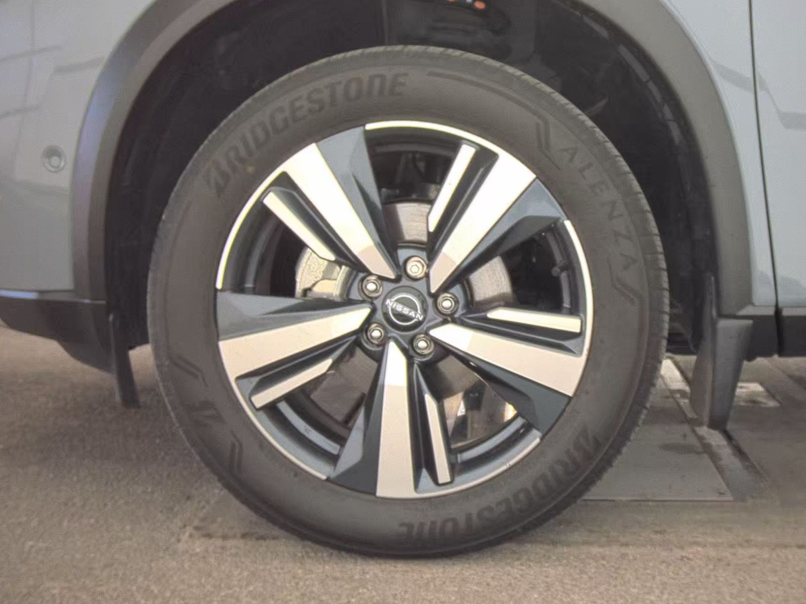 2023 Nissan Rogue Platinum AWD