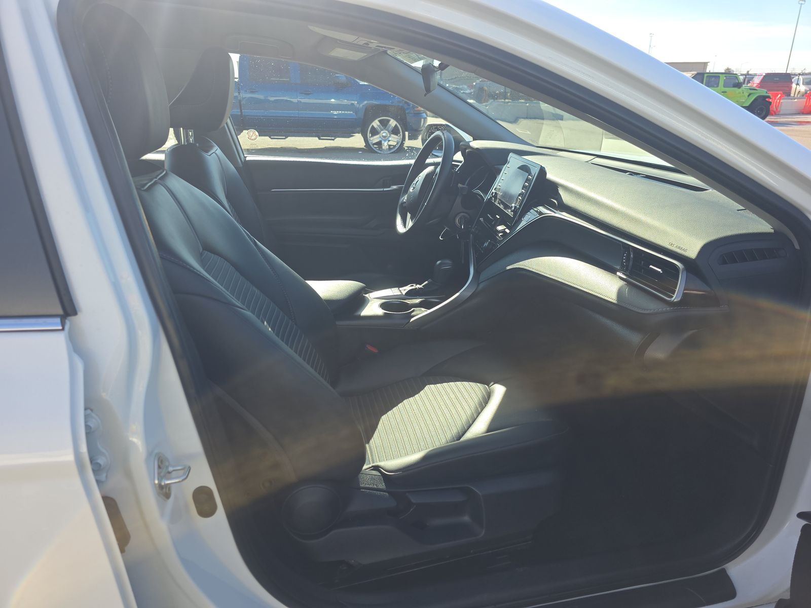 2024 Toyota Camry SE FWD