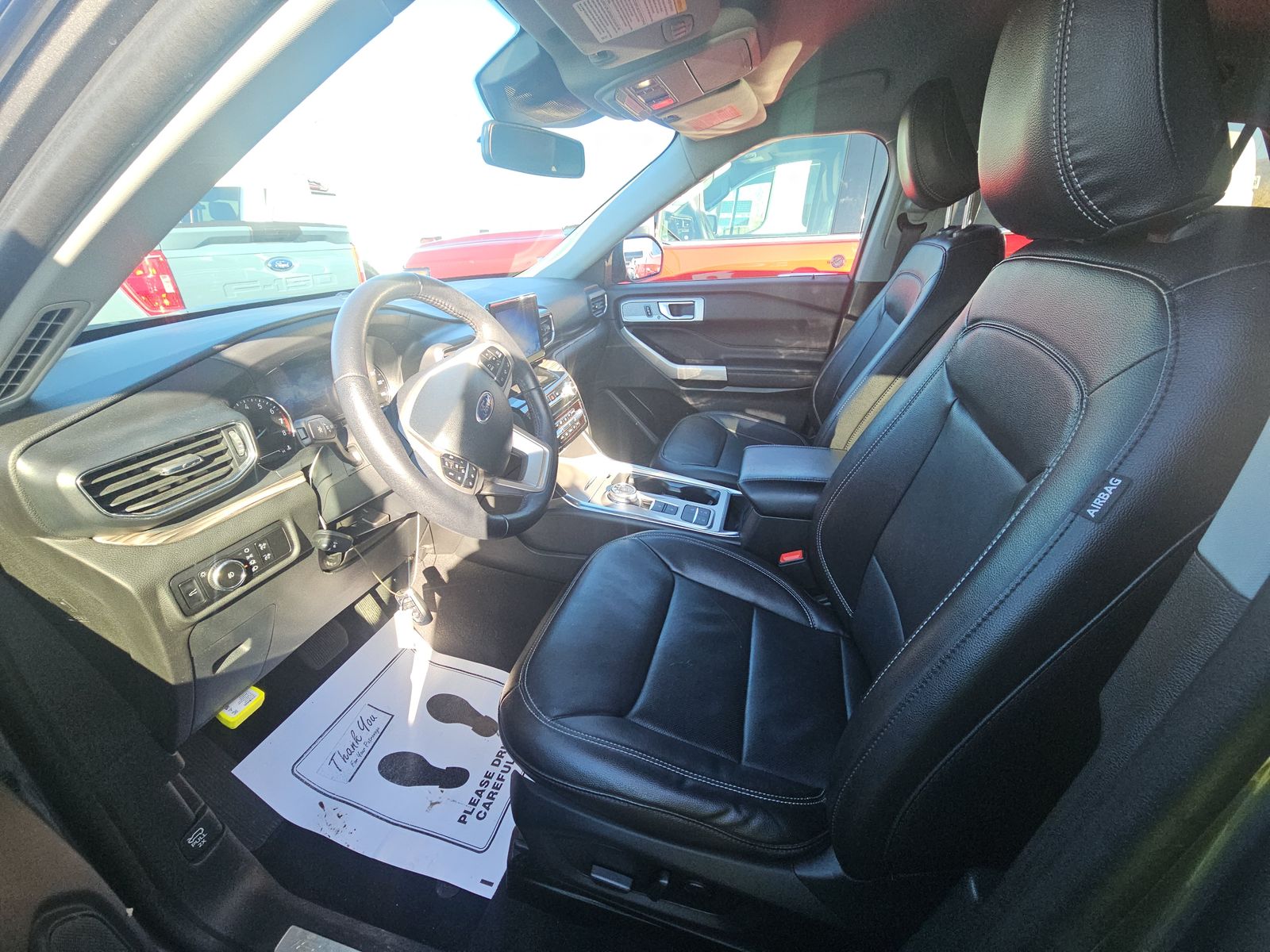 2023 Ford Explorer Limited RWD