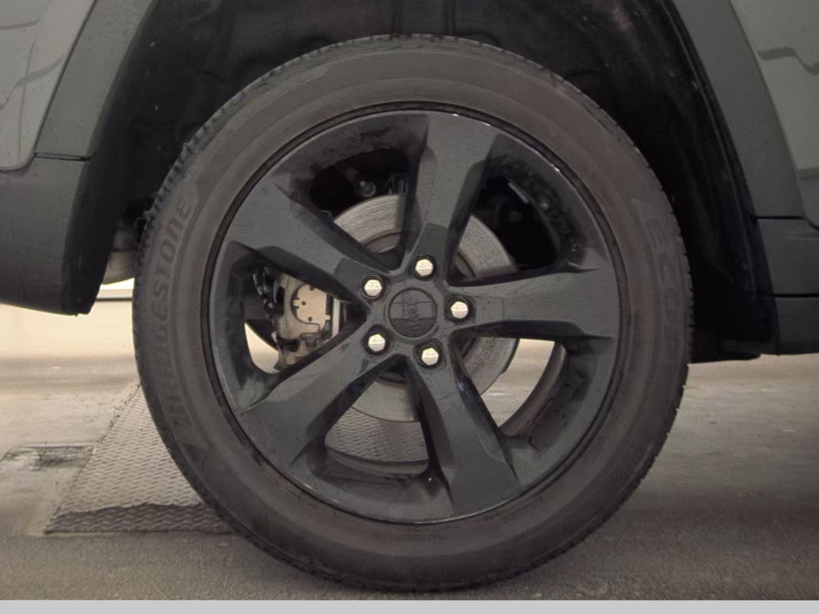 2022 Jeep Grand Cherokee Altitude AWD