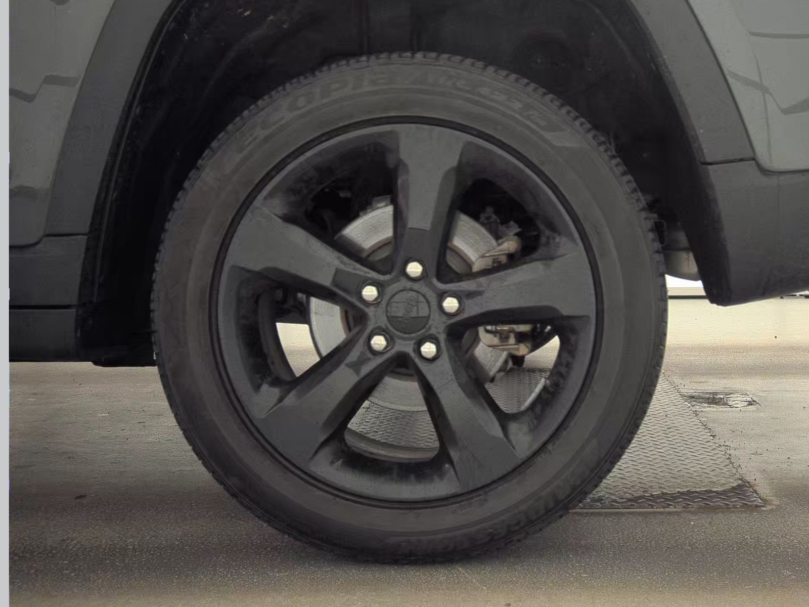 2022 Jeep Grand Cherokee Altitude AWD