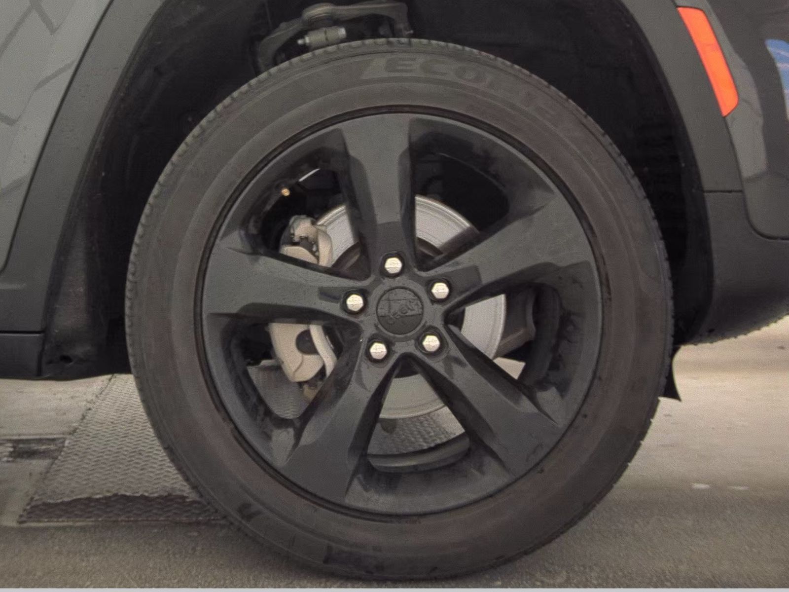 2022 Jeep Grand Cherokee Altitude AWD