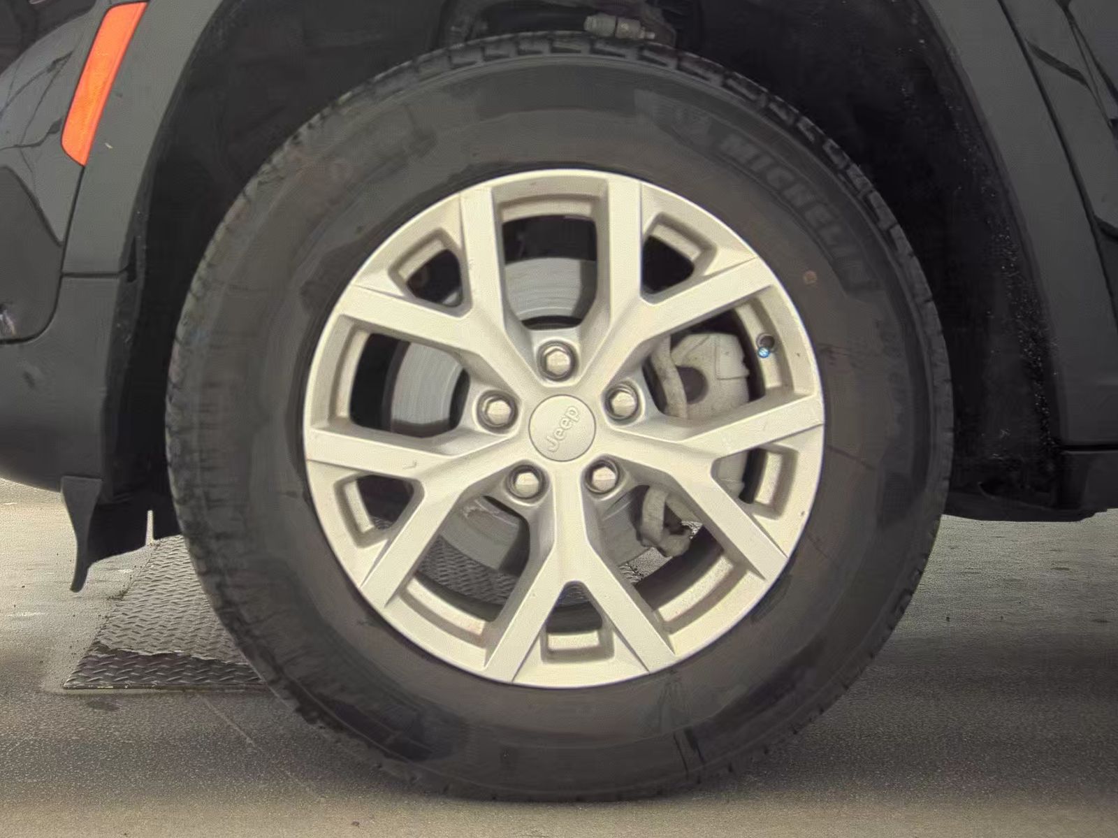 2023 Jeep Grand Cherokee Limited AWD