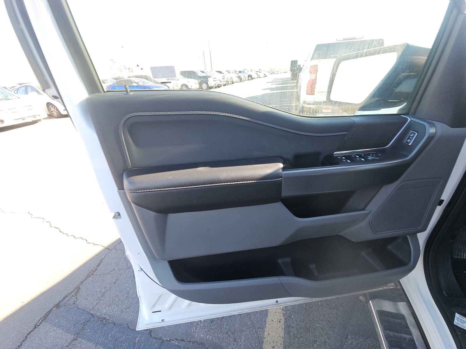 2024 Ford F-150 XLT AWD