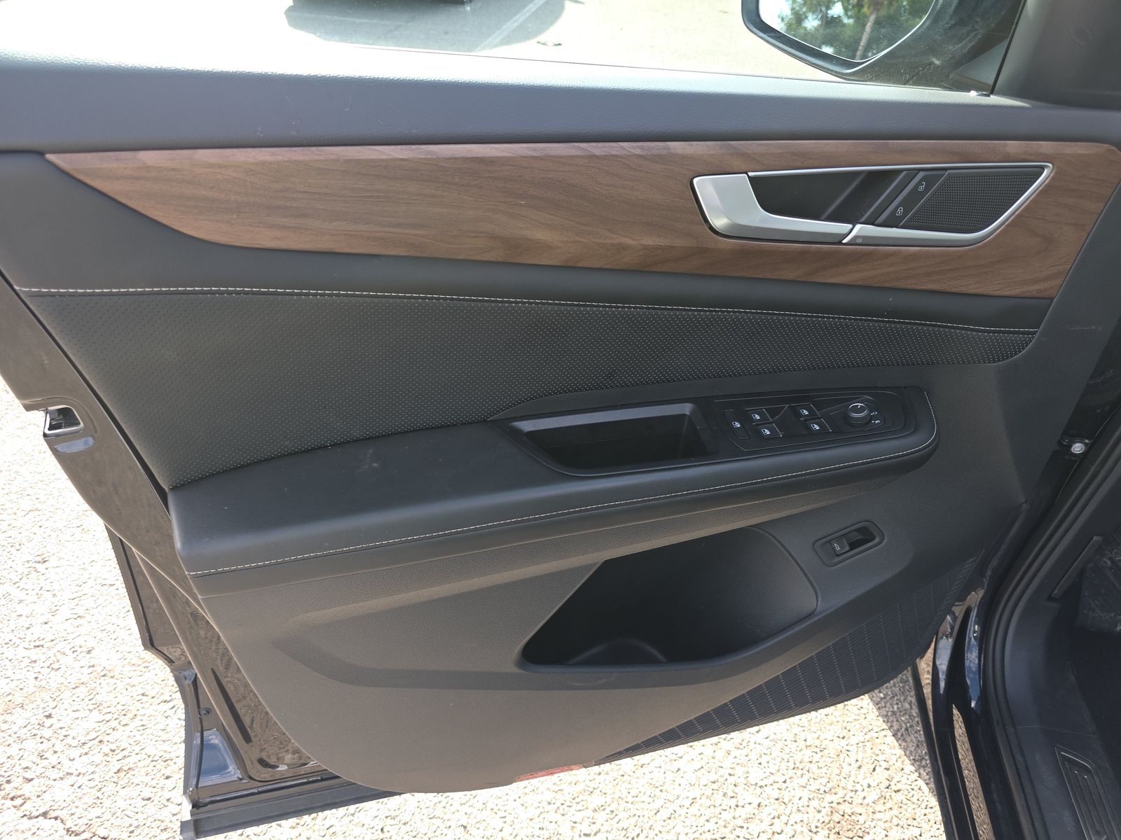 2024 Volkswagen Atlas 2.0T SE AWD