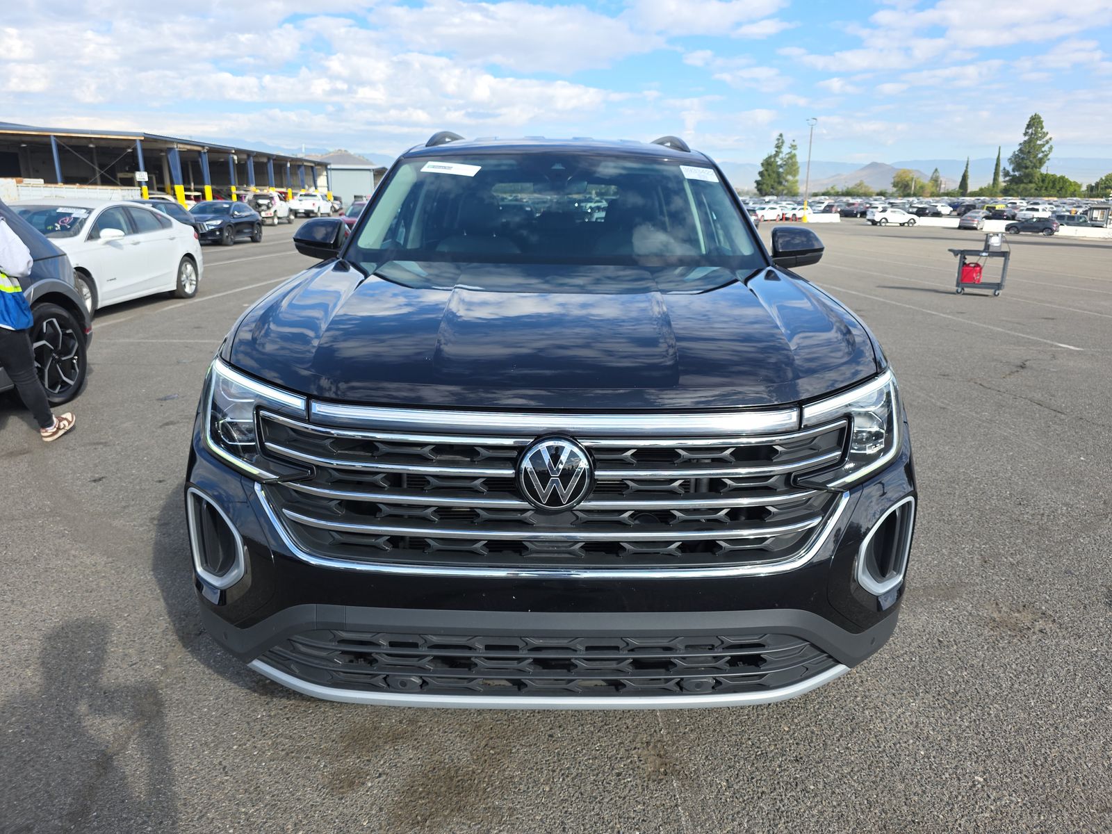 2024 Volkswagen Atlas 2.0T SE AWD
