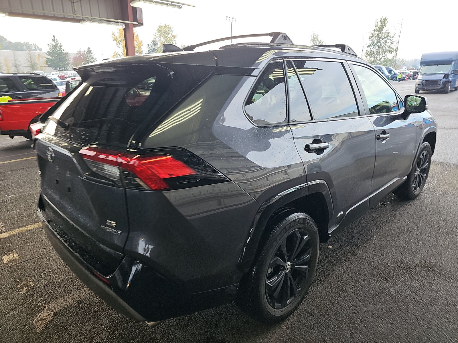 2022 Toyota RAV4 Hybrid SE AWD