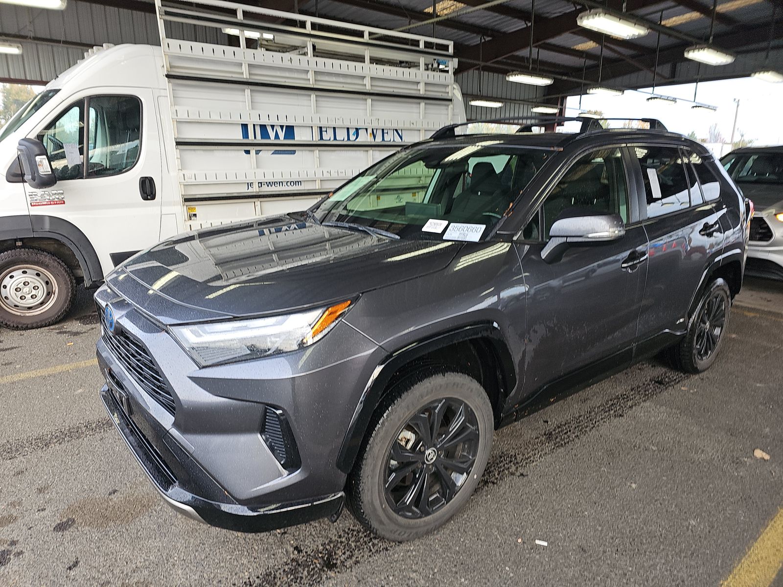 2022 Toyota RAV4 Hybrid SE AWD