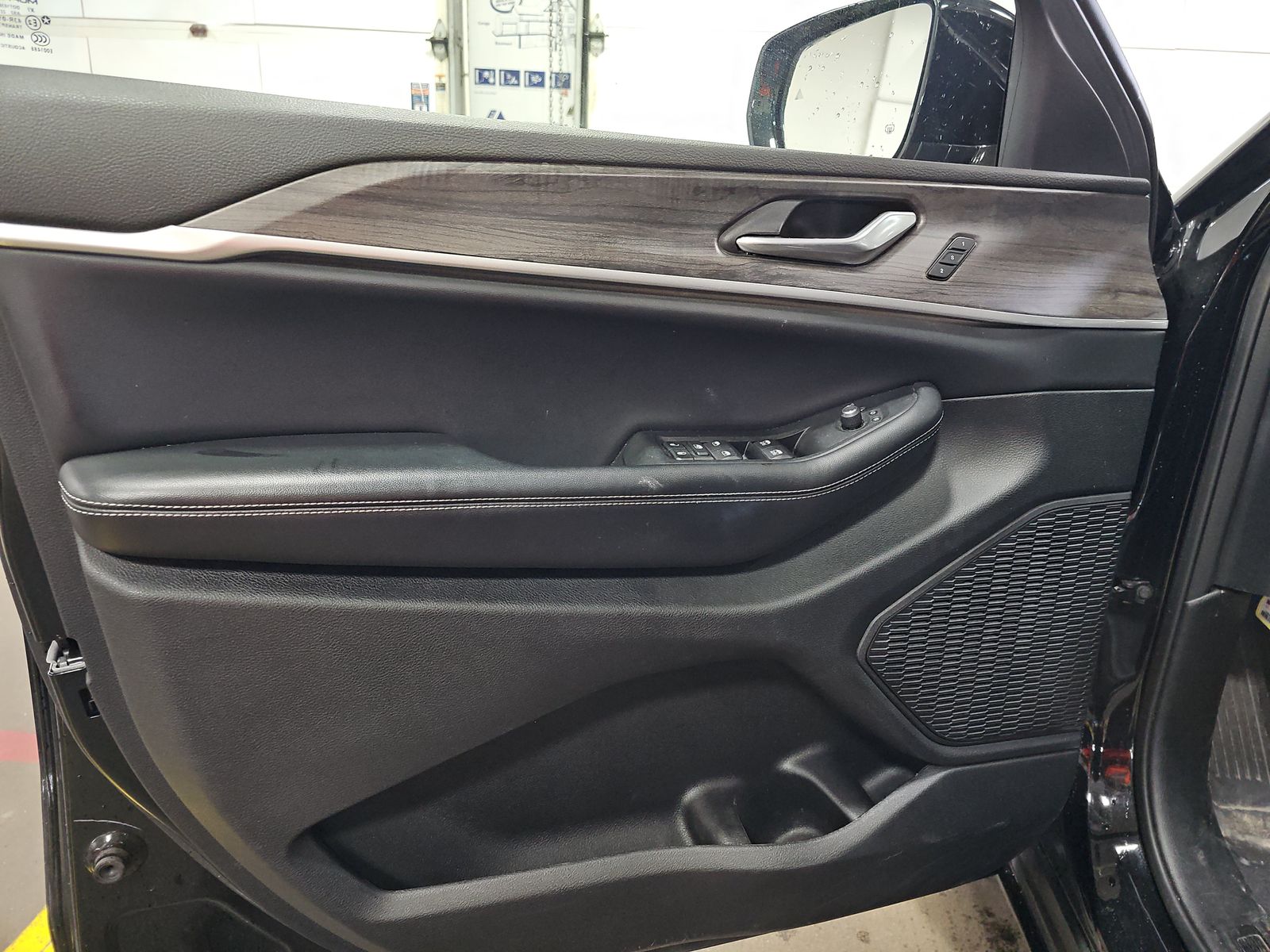 2023 Jeep Grand Cherokee Limited AWD