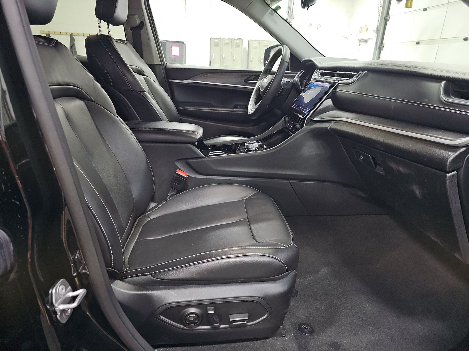 2023 Jeep Grand Cherokee Limited AWD