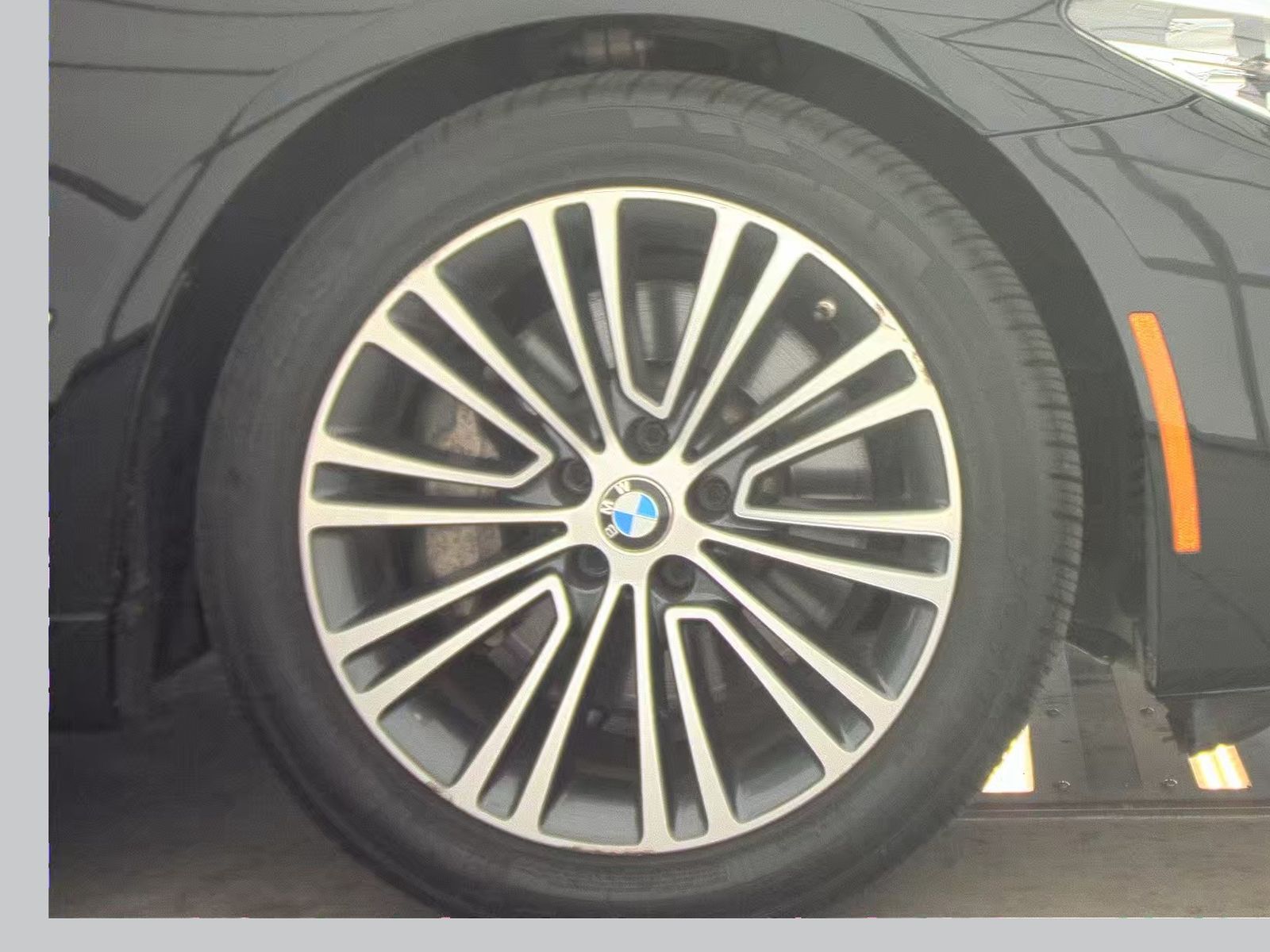 2017 BMW 5 Series 530i xDrive AWD