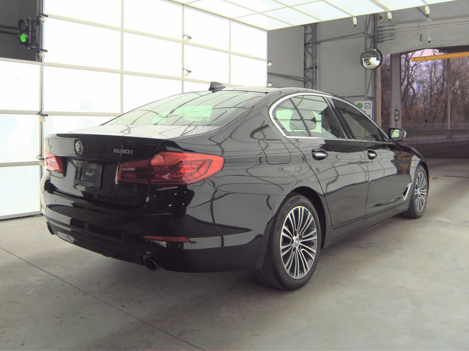2017 BMW 5 Series 530i xDrive AWD