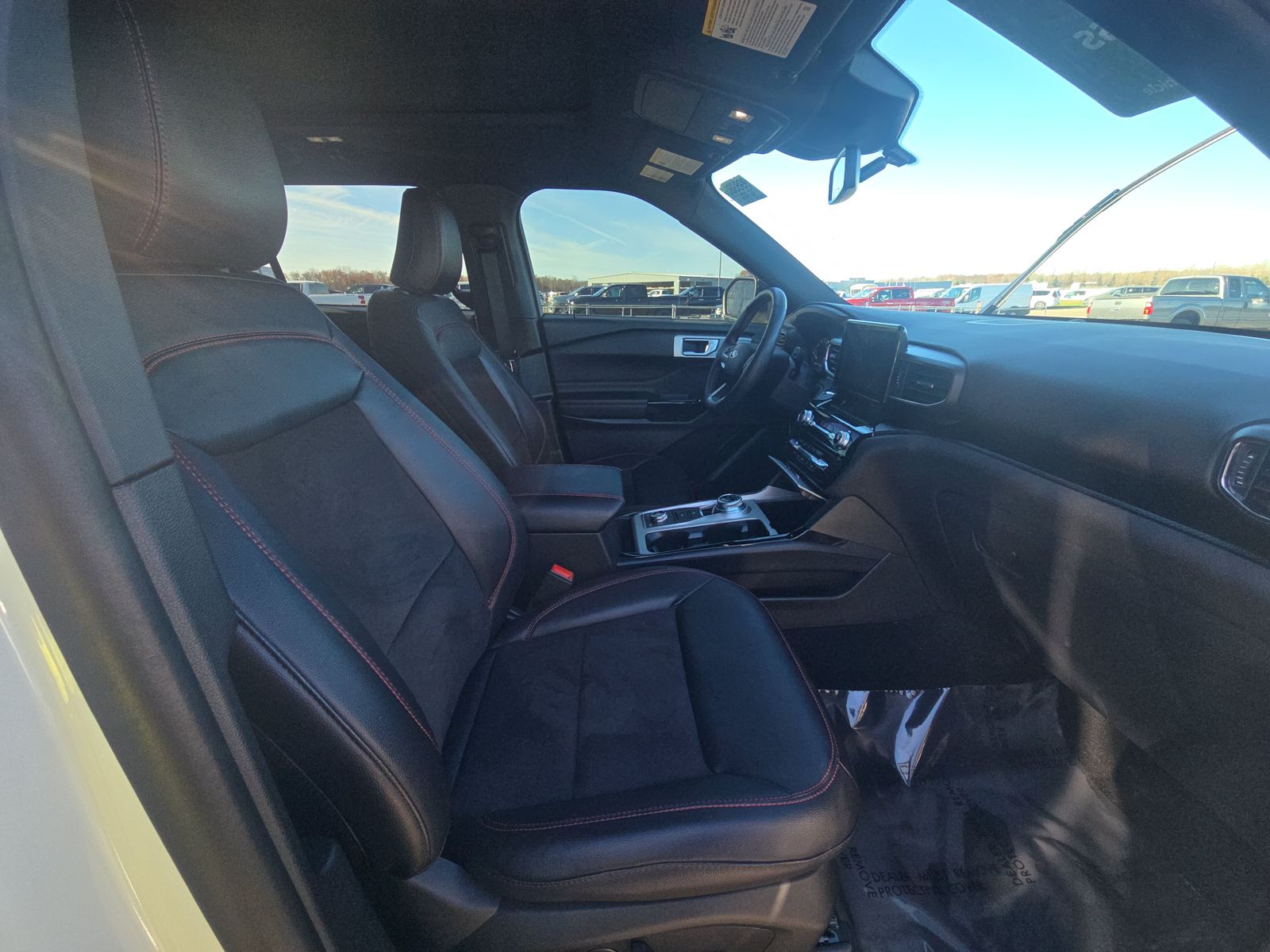 2023 Ford Explorer ST-Line AWD