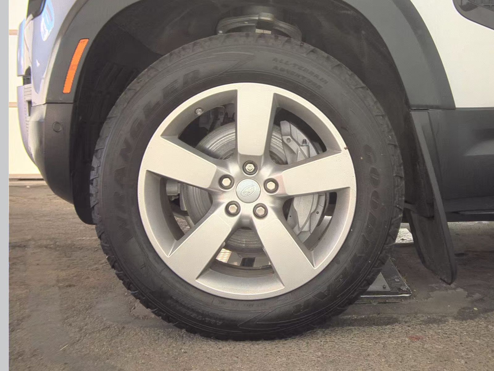 2020 Land Rover Defender 110 First Edition AWD